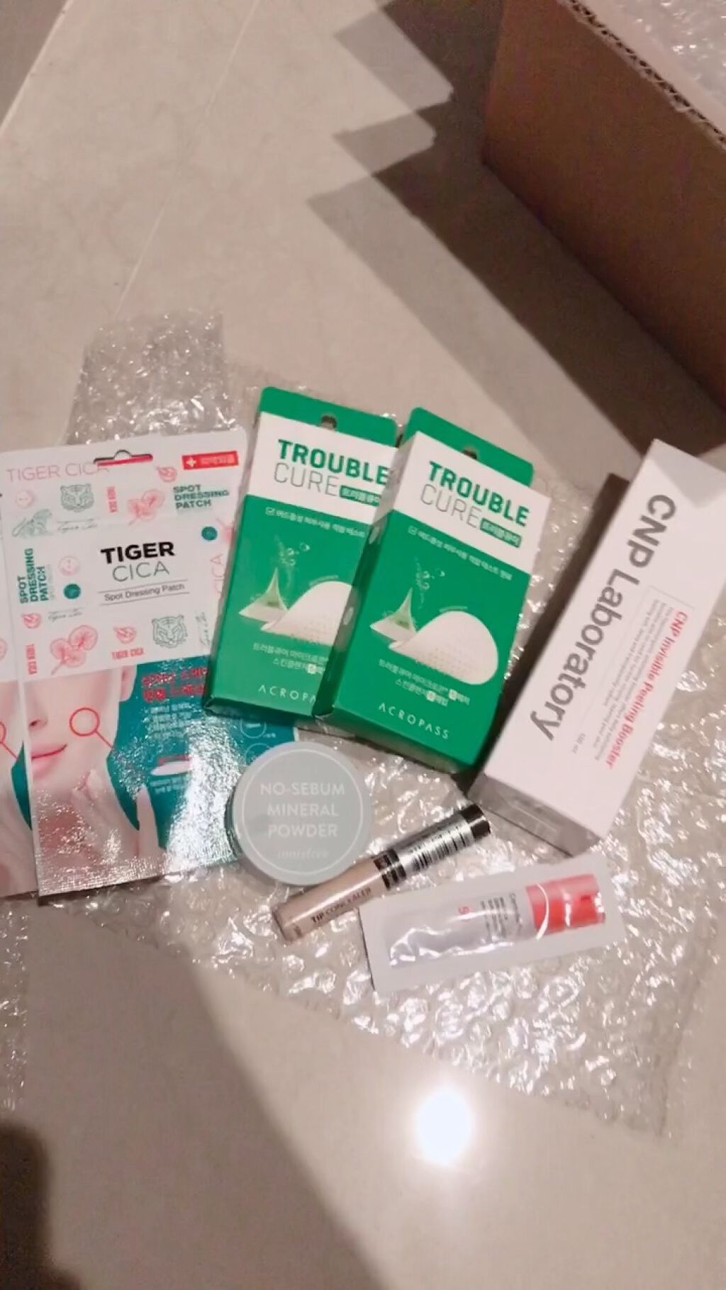 タイガーシカスポットドレッシングパッチ/It's skin/シートマスク・パックの動画クチコミ1つ目