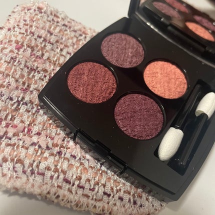 レ キャトル オンブル ツイード/CHANEL/アイシャドウパレットの人気ショート動画