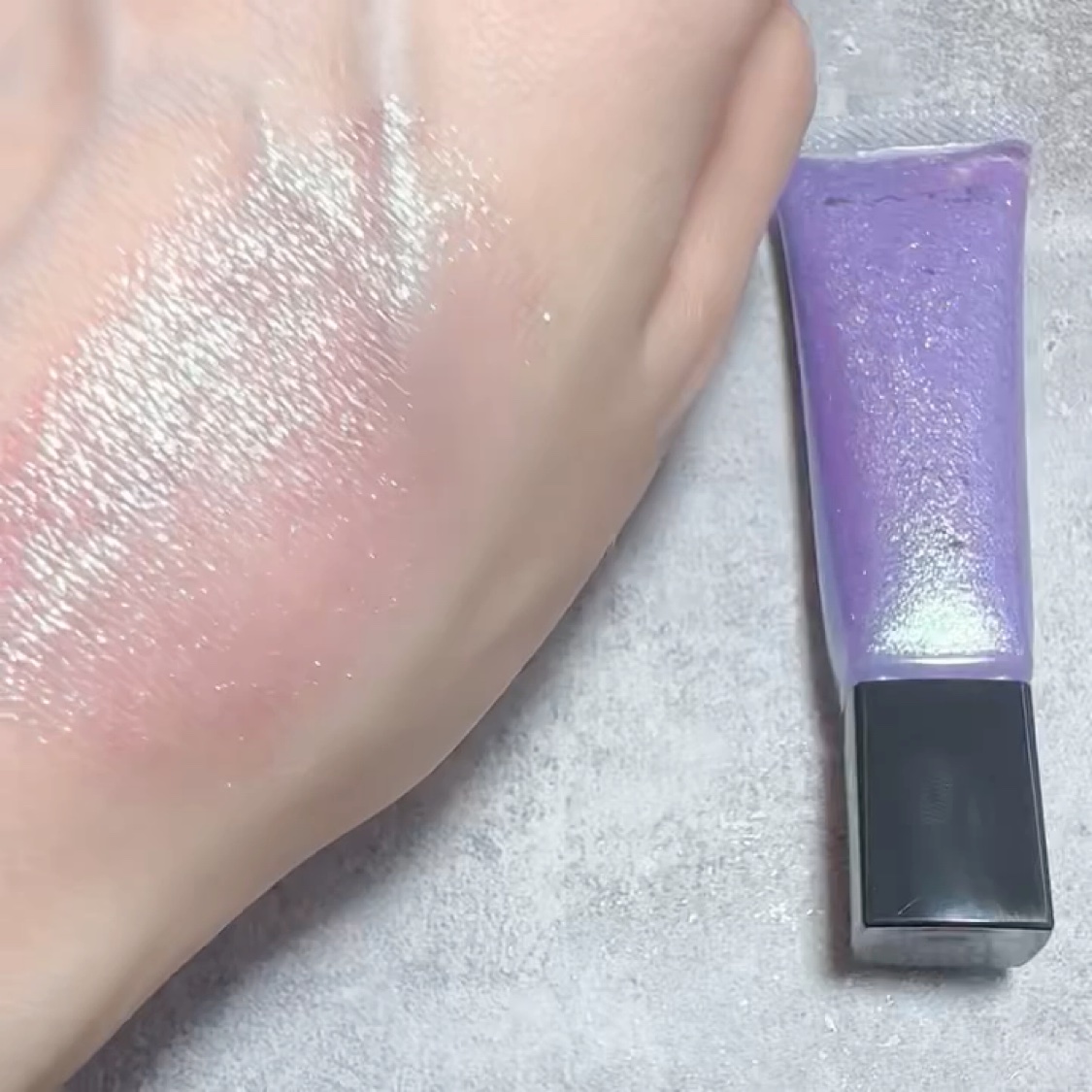 スキルレスライナー/LUMIURGLAS/リキッドアイライナーを使ったクチコミ（3枚目）