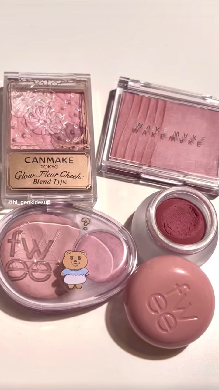 シアーレイヤリングデュアルブラッシャー/wakemake/パウダーチークの動画クチコミ2つ目