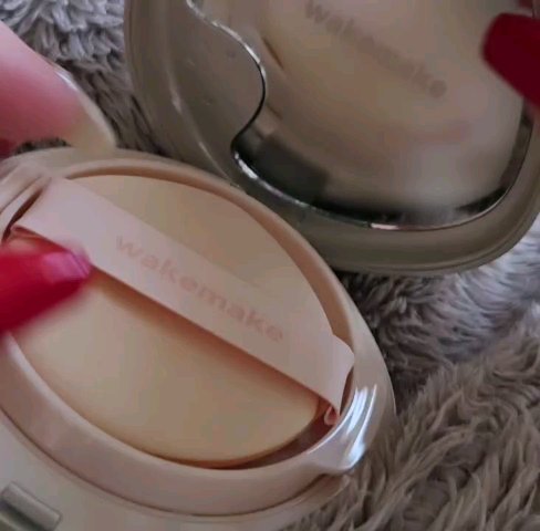 ウォータフルグロウティント/wakemake/リップティントを使ったクチコミ（3枚目）