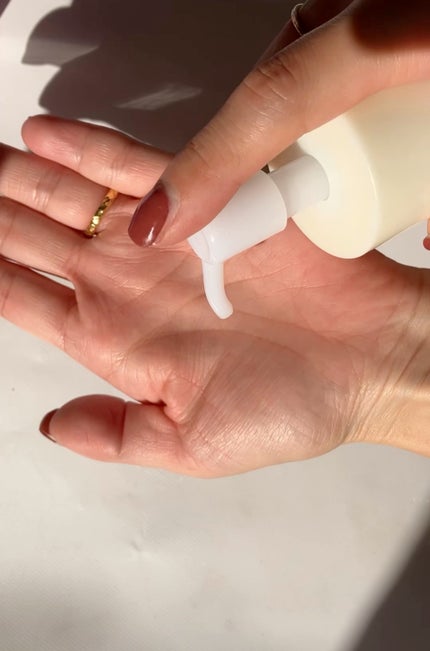 トリートメント クレンジング ミルク/COVERMARK/ミルククレンジングの人気ショート動画