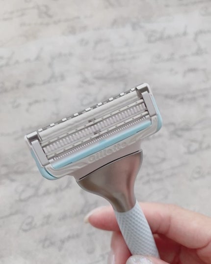 ヴィーナス VIO ヘア&スキン カミソリ/Gillette Venus/シェーバーを使ったクチコミ(3枚目)