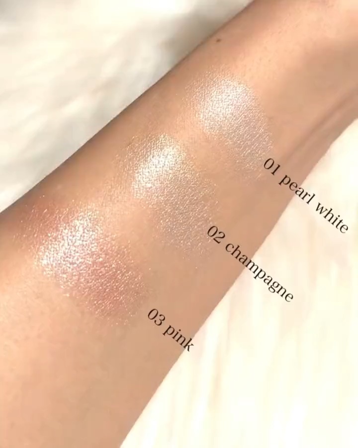 オーロラ ハイライト/LionWell（ライオンウェル）/パウダーハイライトを使ったクチコミ（1枚目）