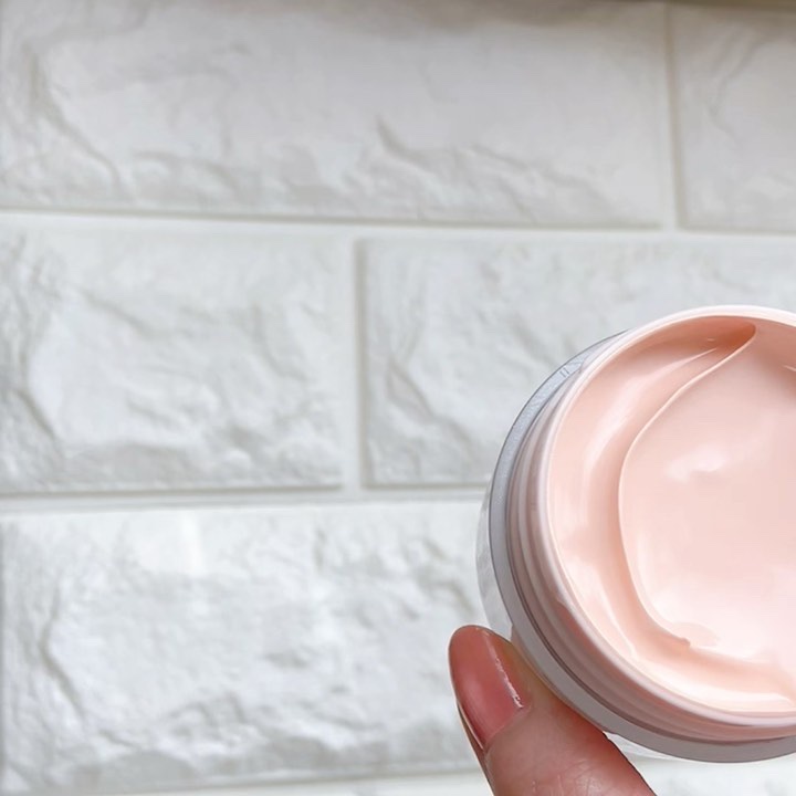 リンクルケア ホワイト モイストジェルクリーム UV/グレイスワン/オールインワン化粧品の動画クチコミ4つ目