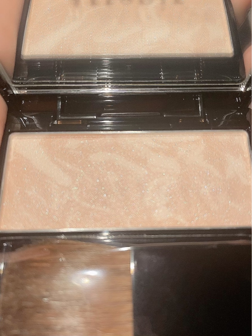 スキンアップニュアンサー/アテニア/パウダーチークの動画クチコミ2つ目