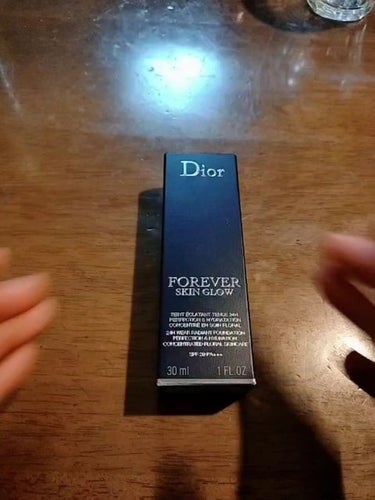 ディオールスキン フォーエヴァー フルイド グロウ/Dior/リキッドファンデーションの人気ショート動画