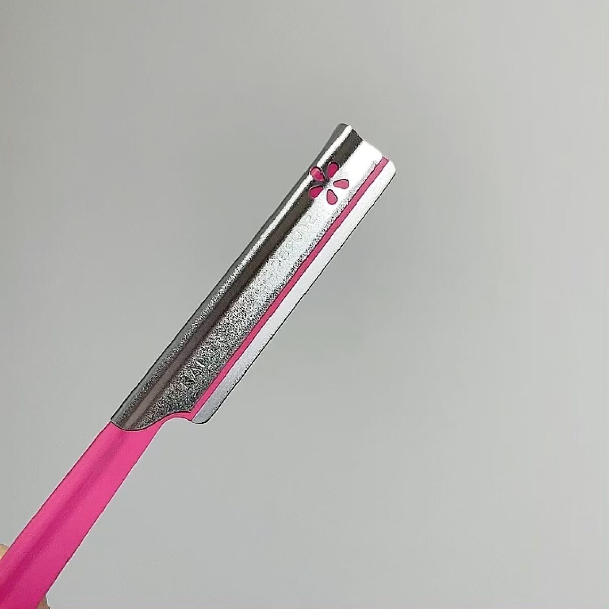 長柄カミソリ ビューティーM /貝印/シェーバーの動画クチコミ3つ目