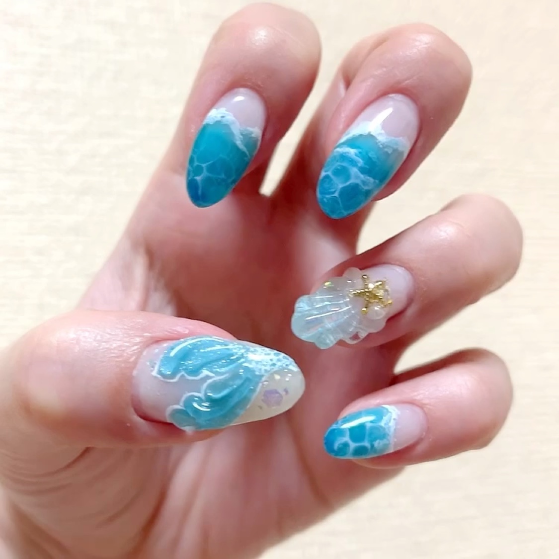 カラーEX　ライナーシリーズ/プリジェル/ジェルネイルの動画クチコミ1つ目