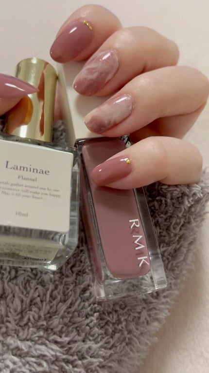 nail polish/Laminae/マニキュアの人気ショート動画