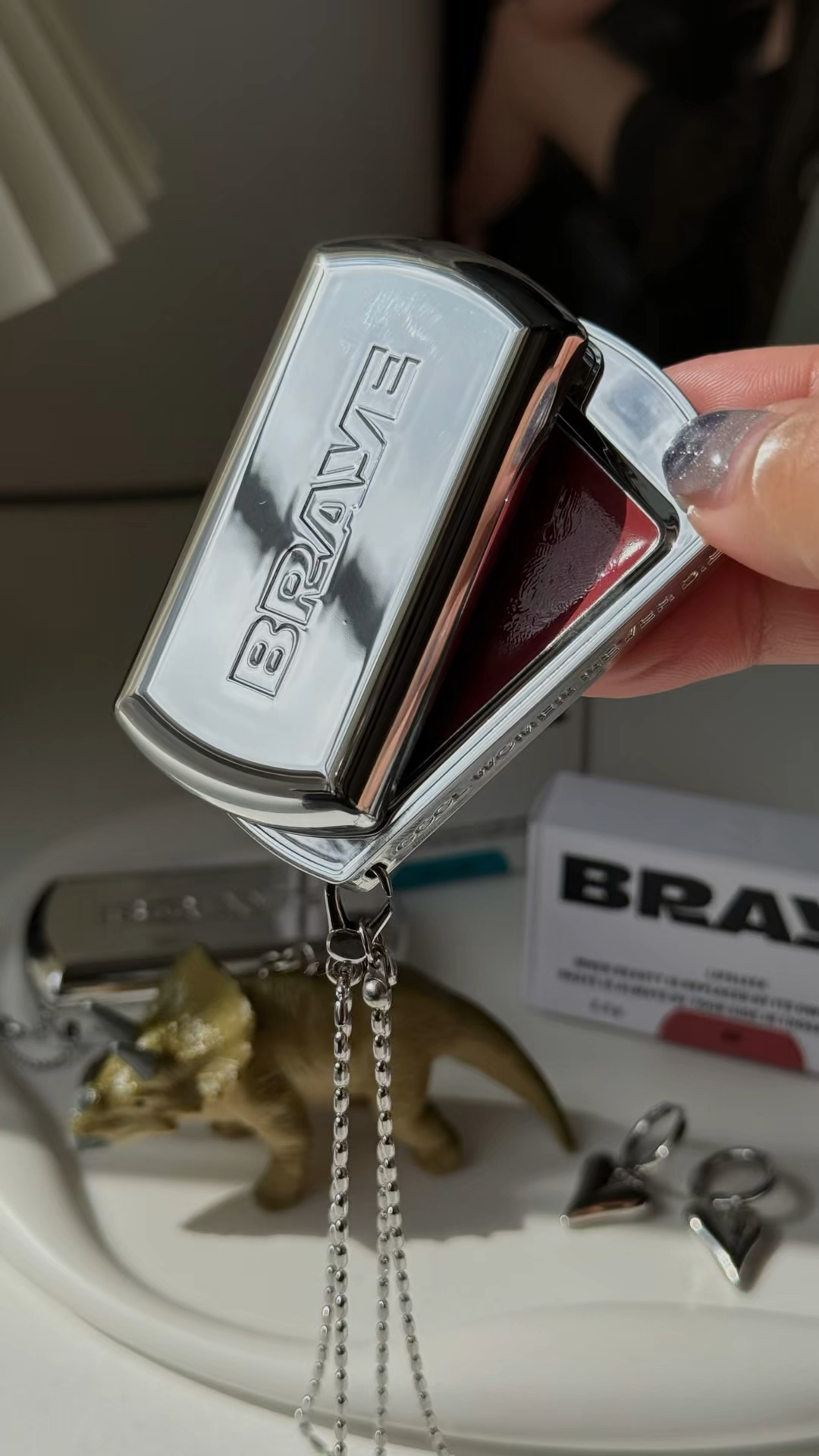 BRAYE LIPSLEEK/BRAYE/口紅の人気ショート動画