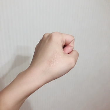 アーバンパールセーション シマーアイシャドウ/KLAVUU/単色アイシャドウの動画クチコミ2つ目