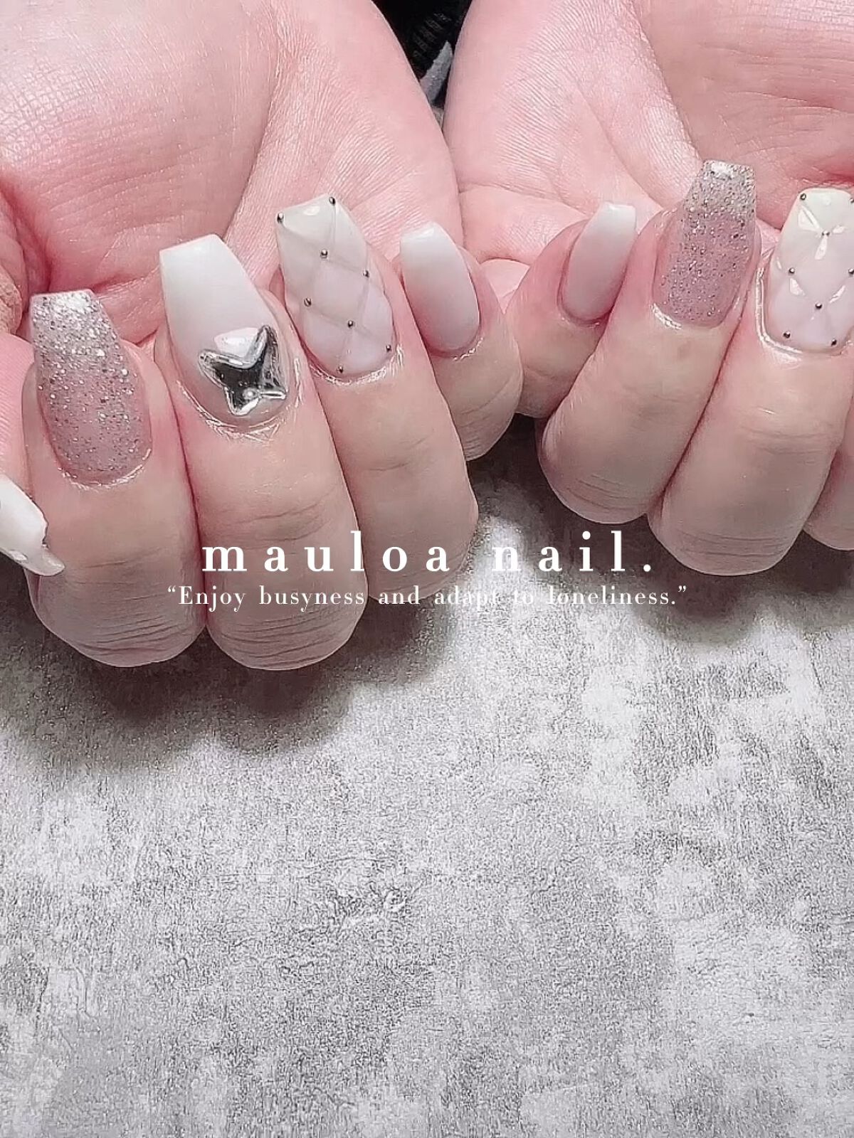 #ネイル,#冬ネイル,#アートネイル,#海ネイル,#ミラーアートネイル,#ニュアンスネイル,#くすみカラーネイル,#サマーネイル,#ジュエリーネイル,#ミラーネイル,#牛柄ネイル,#スタッズネイル,#太陽ネイル,#天王寺ネイル,#シンプルネイル,#結晶ネイル,#手書きネイルのネイルデザイン