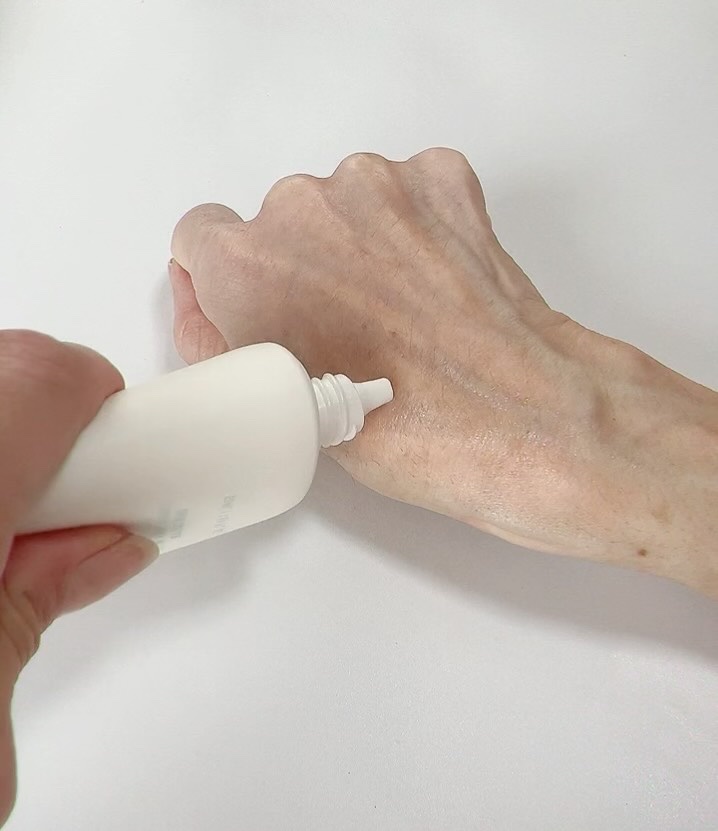 グロウキャビアサンクリーム(SPF 50+, PA+++) /SELEVE/日焼け止めクリームの動画クチコミ5つ目