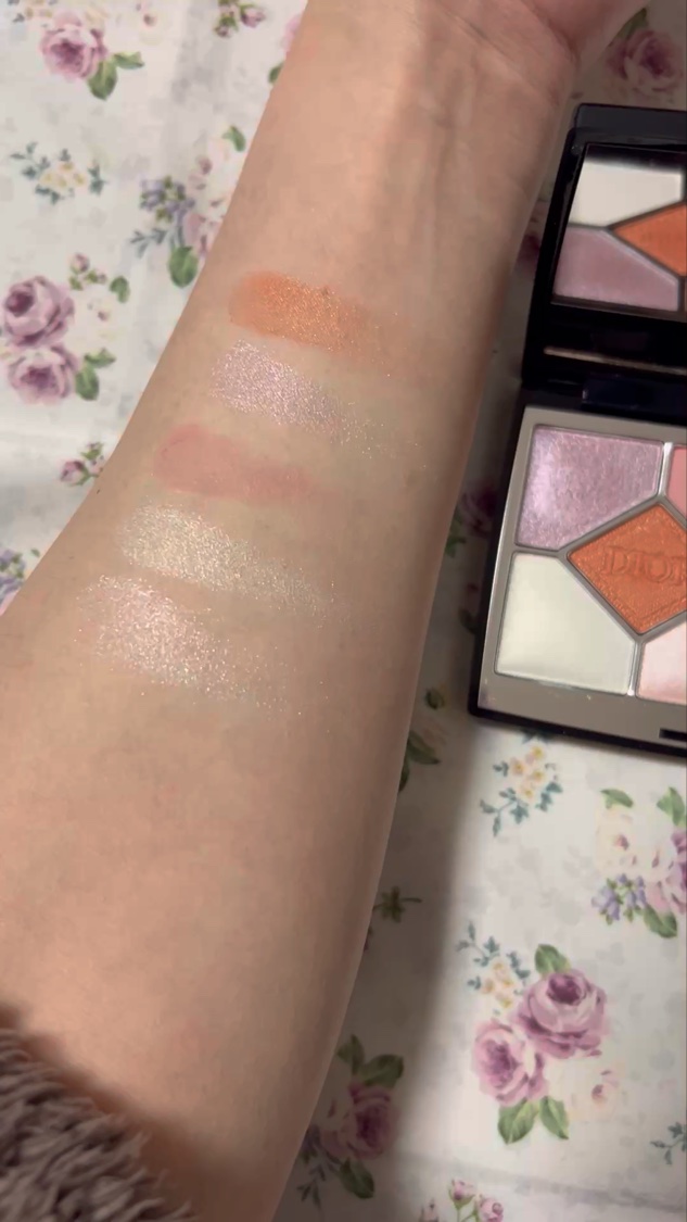 Dior ディオールショウ サンク クルールのクチコミ「
🐈‍⬛ディオールショウ サンク クルール 151マシュマロ🐾伊勢丹限定


買うつもりはなか.....」（2枚目）