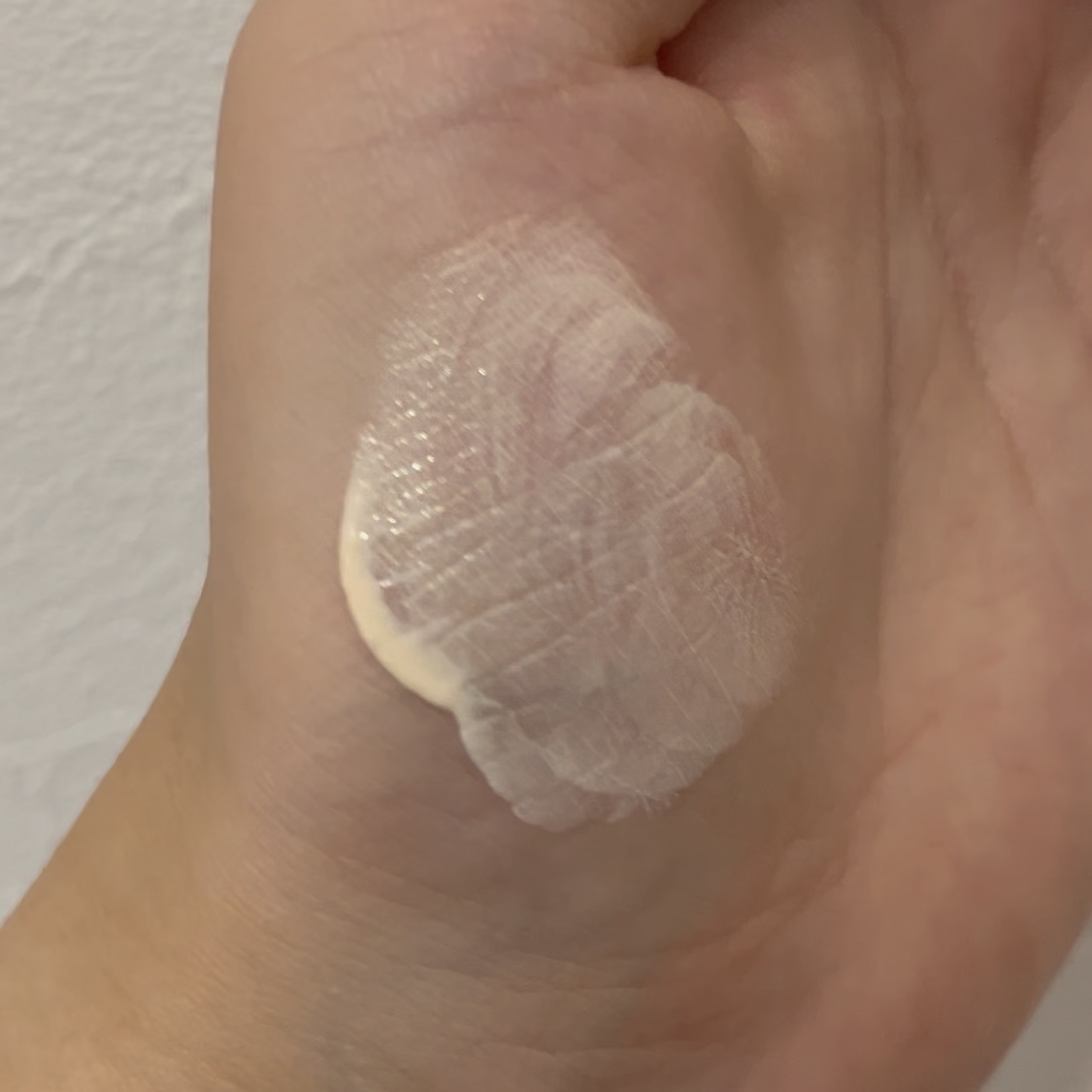 アドバンスドリペア　ＡＩトーンアップ　ベージュ/PHYSIOGEL/日焼け止めクリームの動画クチコミ2つ目