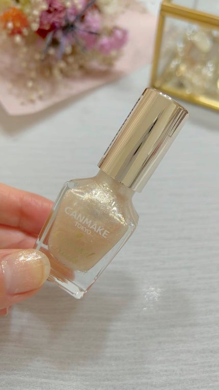 カラフルネイルズ/キャンメイク/マニキュアの人気ショート動画