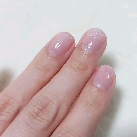 ミニネイル/パラドゥ/マニキュアの動画クチコミ3つ目