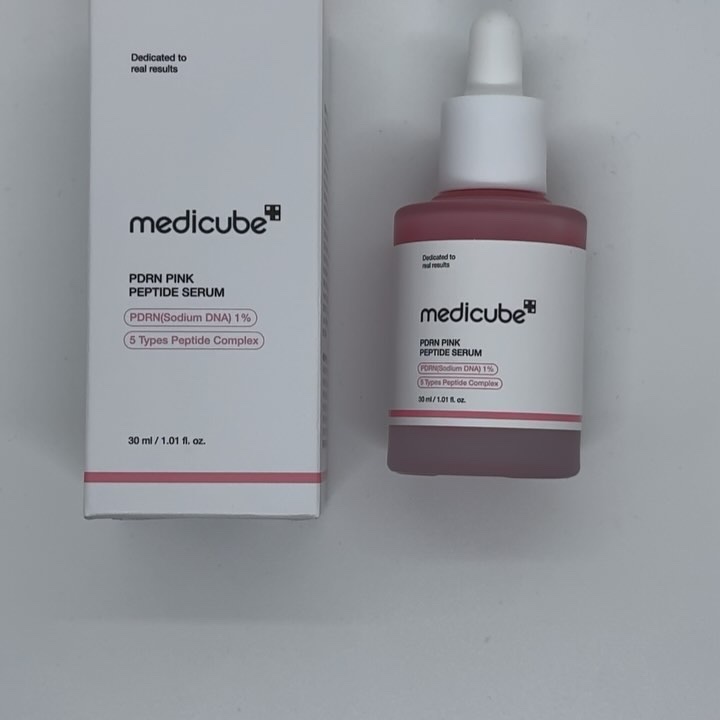 PDRNピンクアンプル PDRN 10,000ppm配合/MEDICUBE/美容液を使ったクチコミ（3枚目）