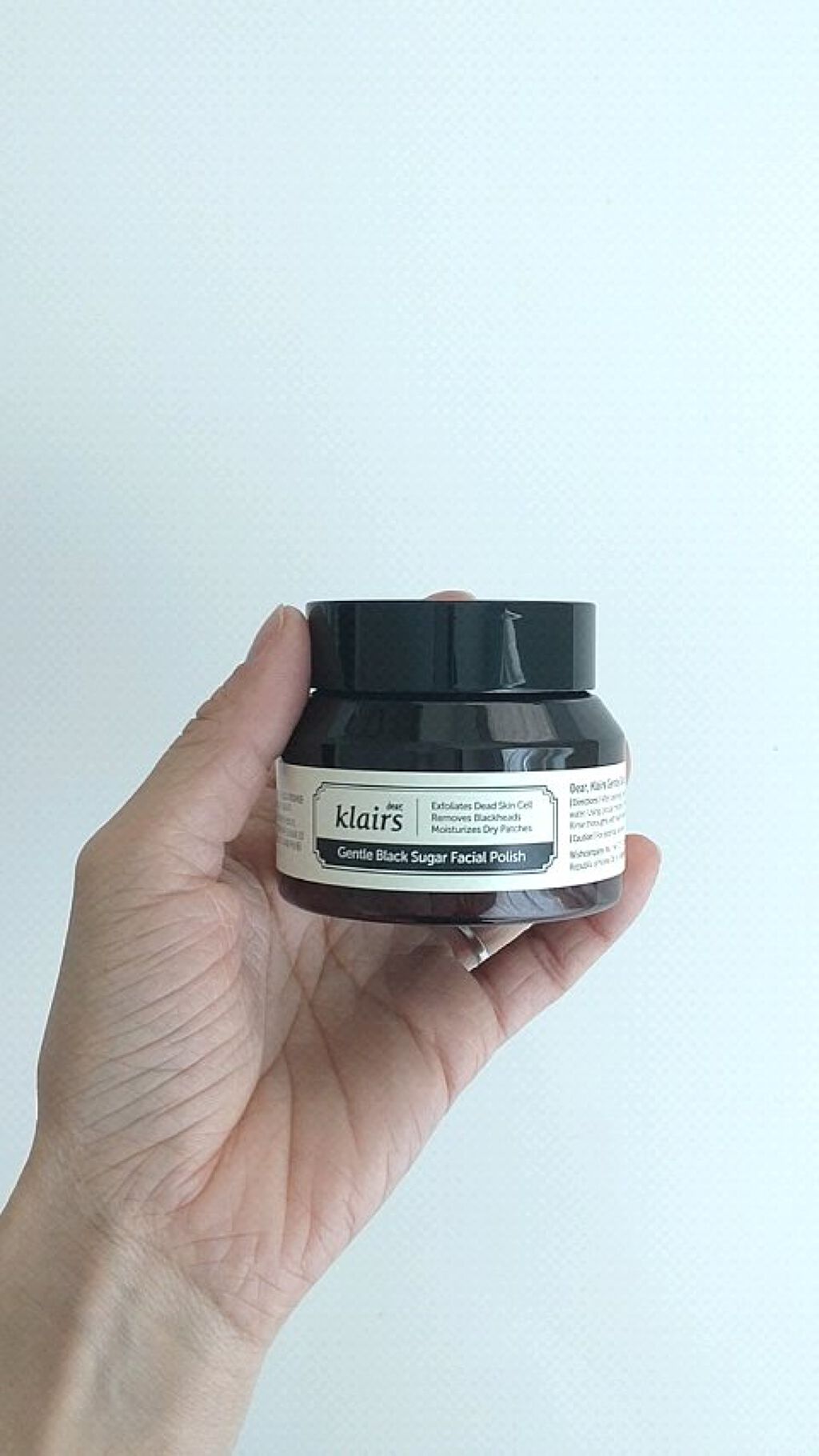 ジェントルブラックシュガーフェイシャルポリッシュ(110g)/Klairs/洗い流すパック・マスクの動画クチコミ1つ目