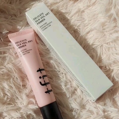 デリケートシルクベールアートプライマー/TFIT/化粧下地を使ったクチコミ（2枚目）