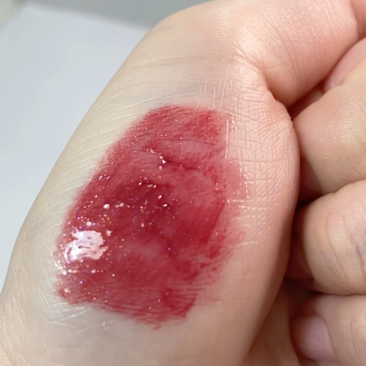 ノンスティッキーダズルティント/unleashia/リップティントの動画クチコミ1つ目