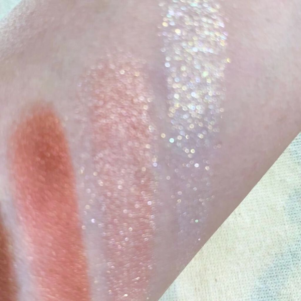 メロウ フィーリング アイズ パリジェンヌ ホリデー /ESPRIQUE/アイシャドウパレットの動画クチコミ4つ目