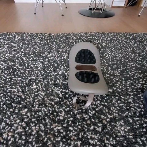 NIPLUX WAISTUPREMSのクチコミ「美容や健康関連の家電といえば
個人的にはまず「NIPLUX」が思い浮かぶんですが
最近、１日の.....」（2枚目）