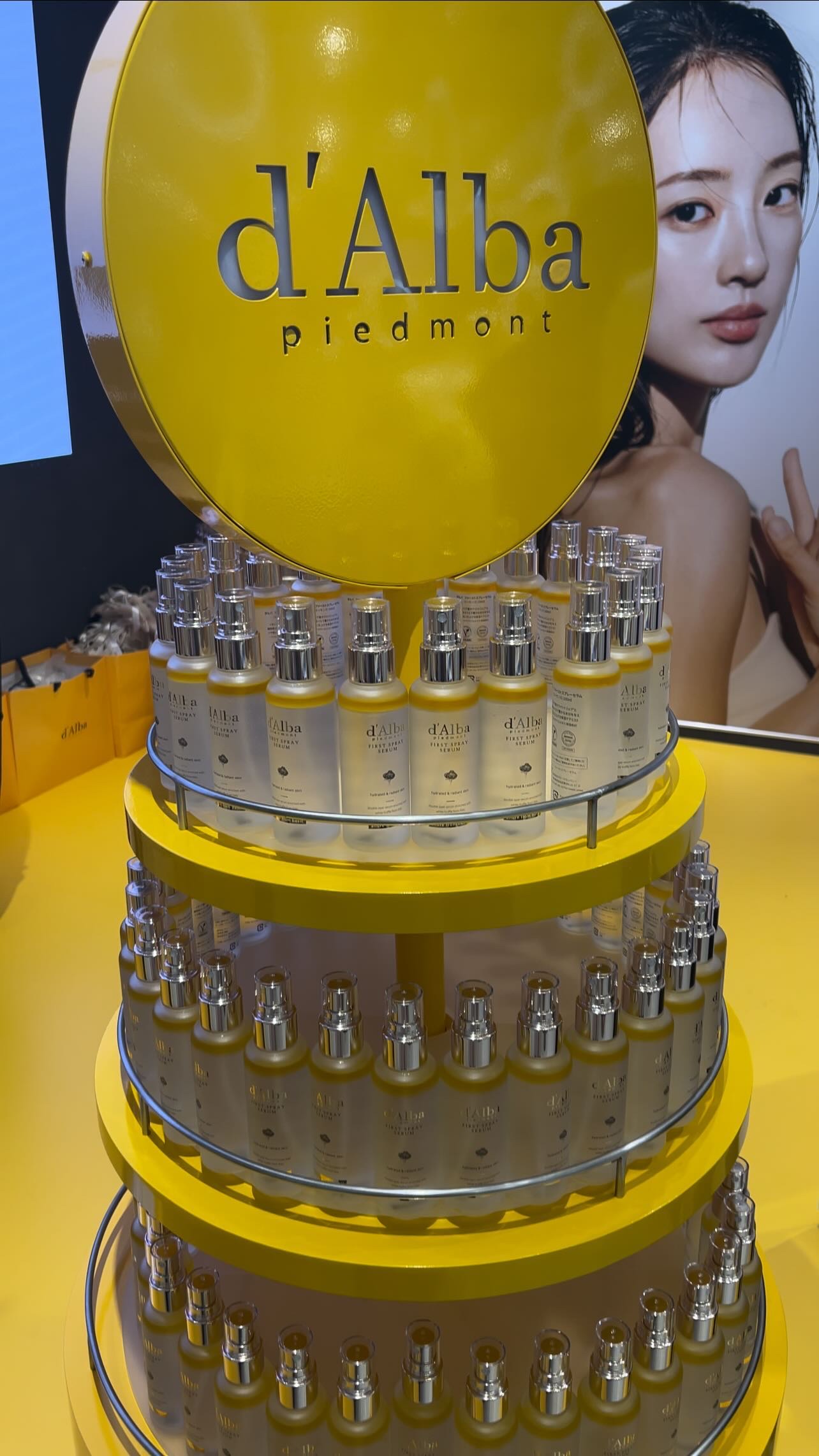 ダルバ ホワイトトリュフファーストスプレーセラム/ダルバ/ミスト状化粧水の人気ショート動画