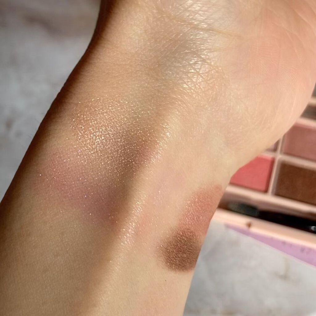 イロアソビ 6色アイパレット/iroasobi/アイシャドウパレットの動画クチコミ4つ目