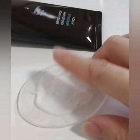 レチノーラゲンアンプルショット洗顔フォーム/P.CALM/洗顔フォームの動画クチコミ2つ目