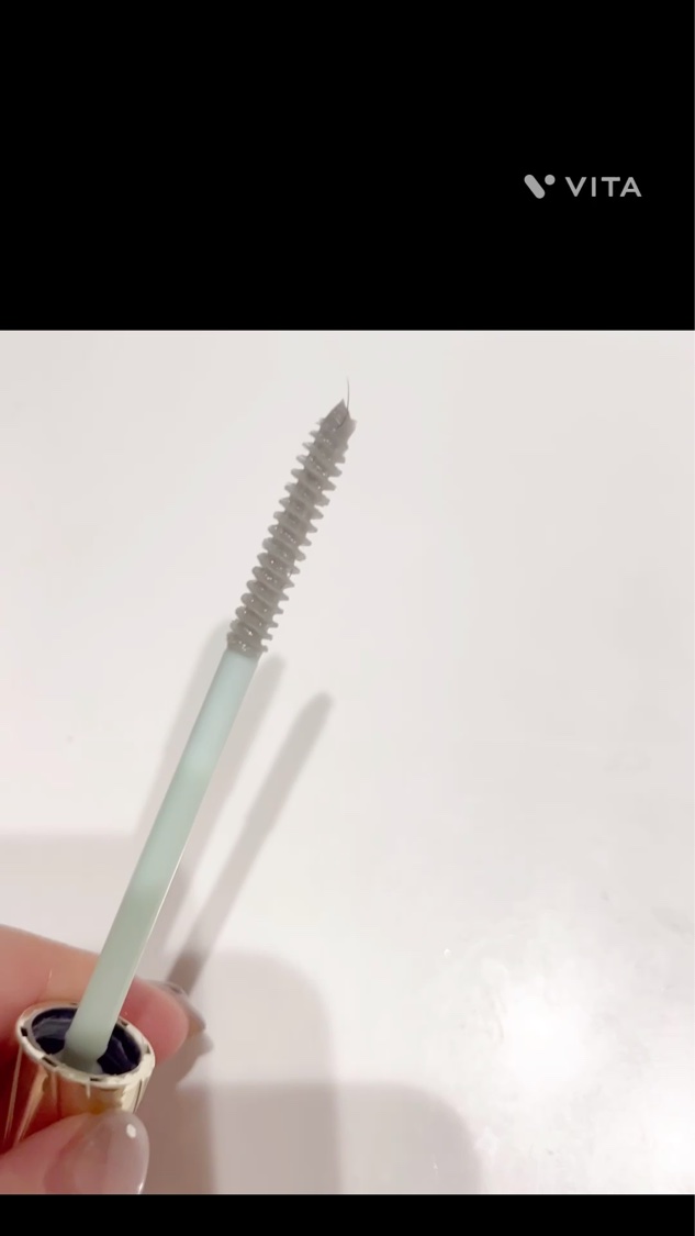 カールラッシュ フィクサー/Elégance/マスカラ下地を使ったクチコミ（3枚目）