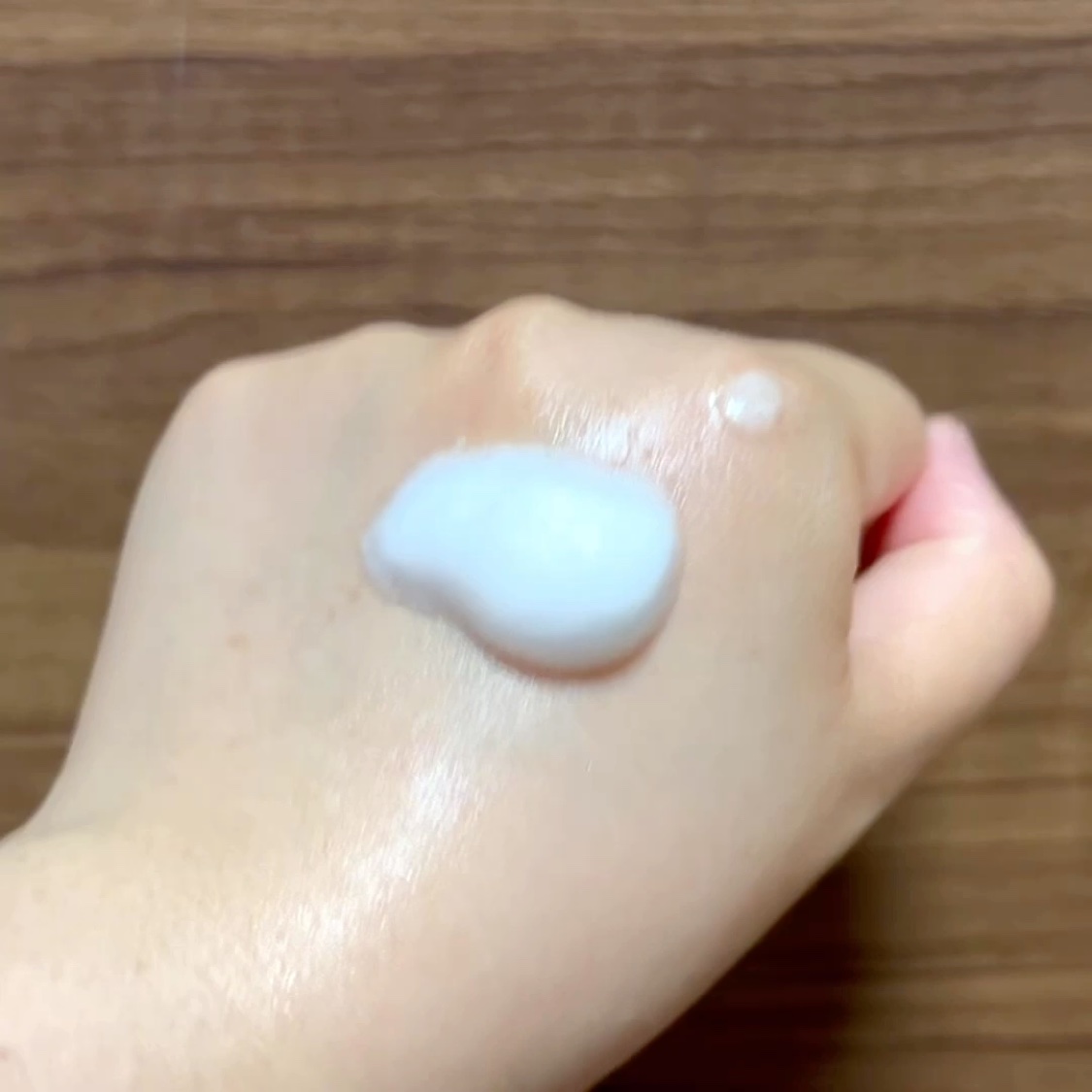 クリアウェルネス ジェントル ウォッシュ/雪肌精/泡洗顔を使ったクチコミ（3枚目）