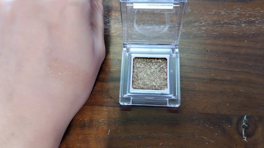 パラドゥ シングルアイシャドウ	/パラドゥ/単色アイシャドウの人気ショート動画