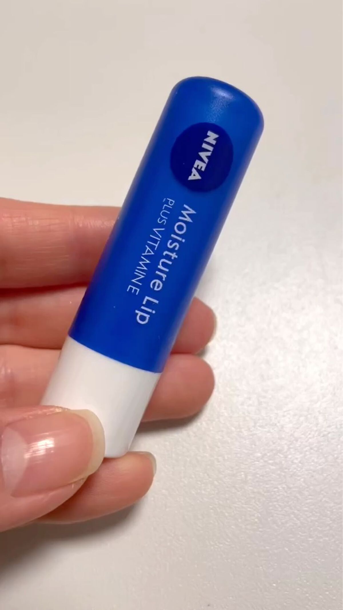 モイスチャーリップ ビタミンE/ニベア/リップクリームの人気ショート動画