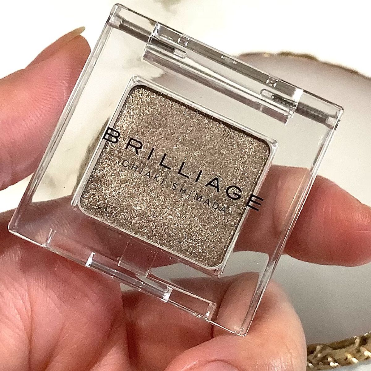 ワンダークリエイション /ブリリアージュ/単色アイシャドウの動画クチコミ1つ目