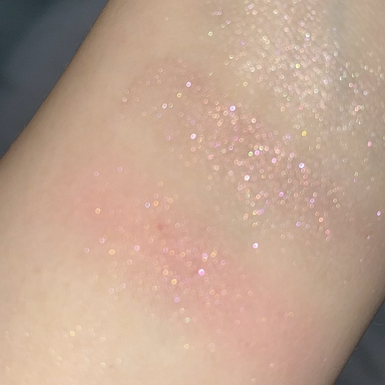 ディオールスキン ルージュ ブラッシュ/Dior/パウダーチークの人気ショート動画