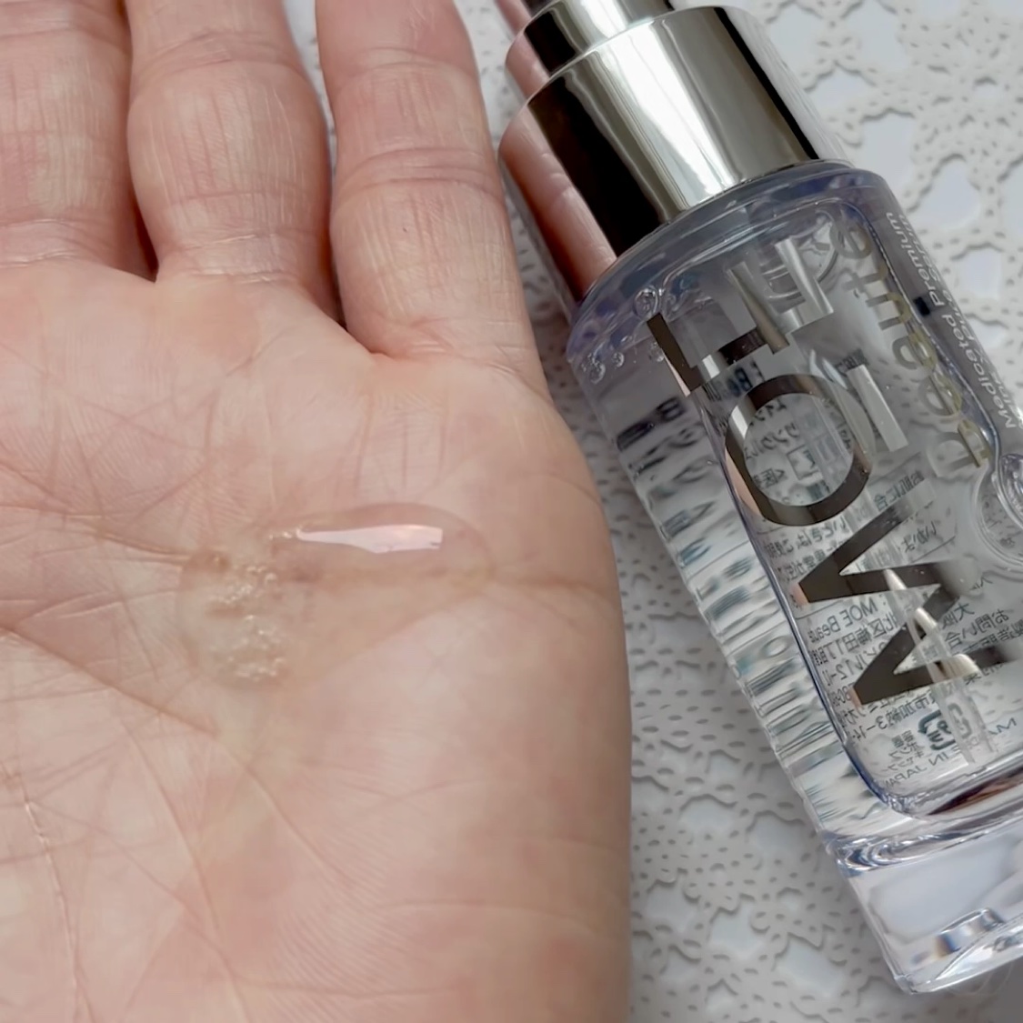 プレミアムエイジングケア x ピュア美容液/MOE Beaute/美容液の動画クチコミ1つ目