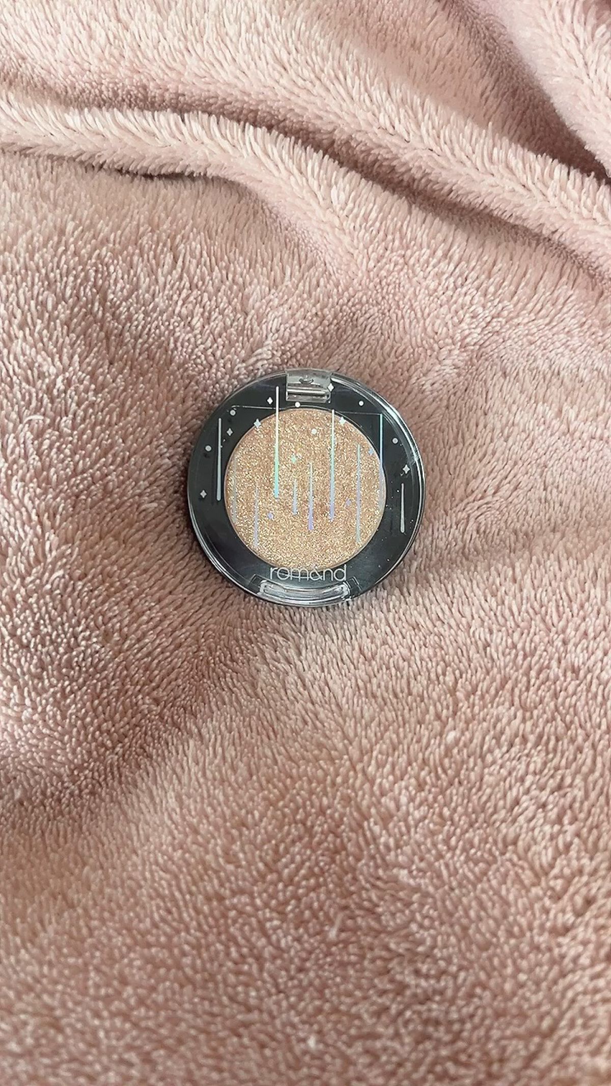 グリッター シャドウ カラー/rom&nd/グリッターの人気ショート動画