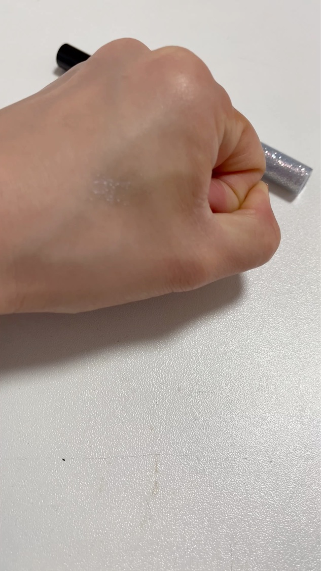 グリッターライナー(MFLリキッドアイシャドウ)/DAISO/ジェルアイライナーの動画クチコミ1つ目