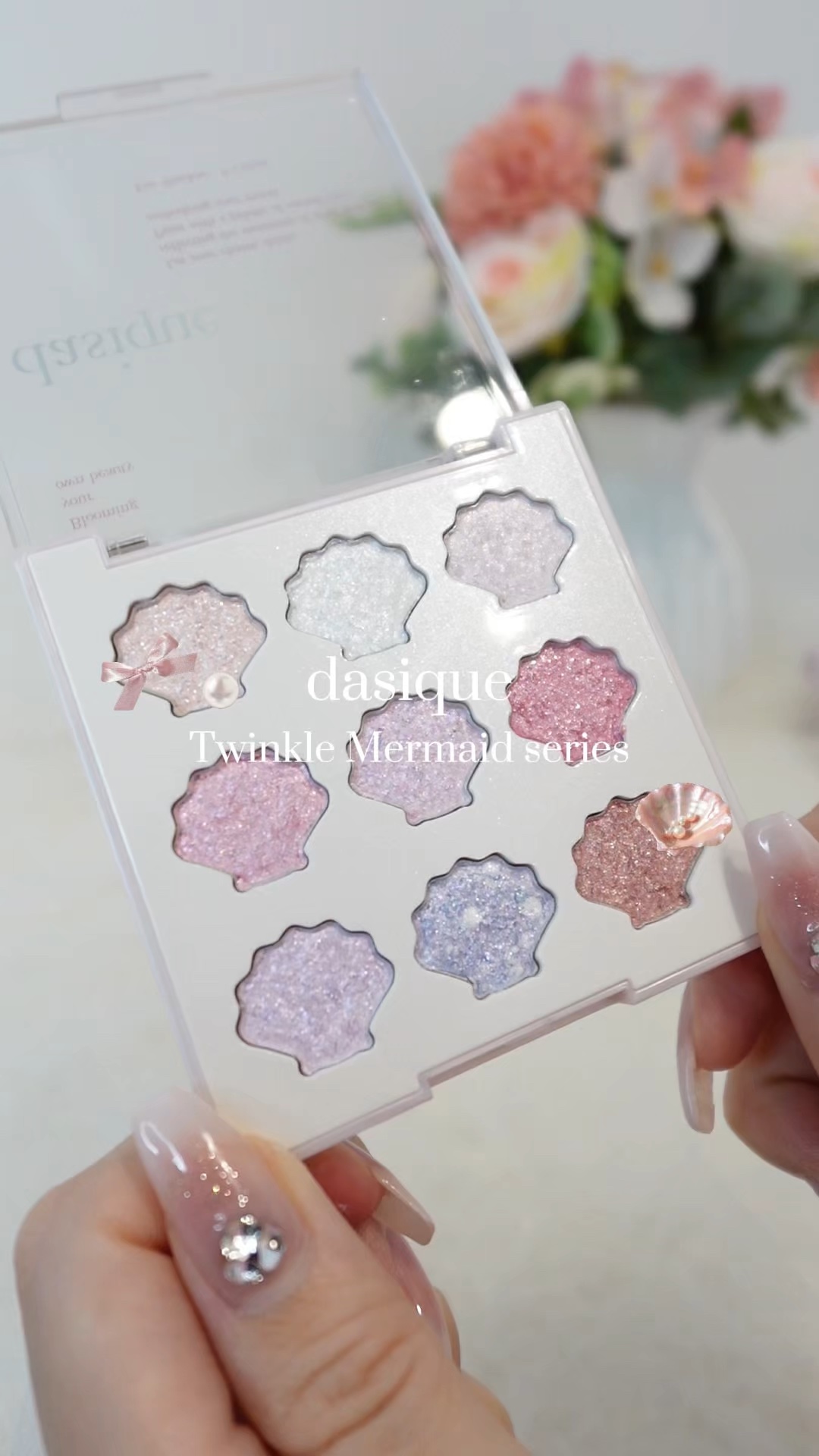 シャイングロイハイライターパレット/dasique/クリームハイライトの人気ショート動画