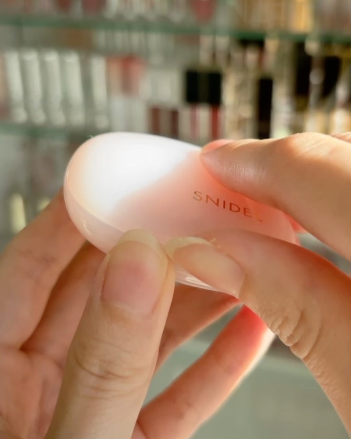 SNIDEL　ユーフォリック グロウ ブラッシュ/SNIDEL BEAUTY/パウダーチークを使ったクチコミ（3枚目）