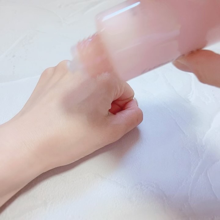 メディメリー　もちすべミルキーローション/MEDIMERRY/化粧水を使ったクチコミ（3枚目）