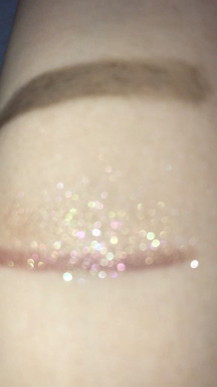 クリアボックス4色アイシャドウパレット/MINSHZEE/アイシャドウパレットの人気ショート動画