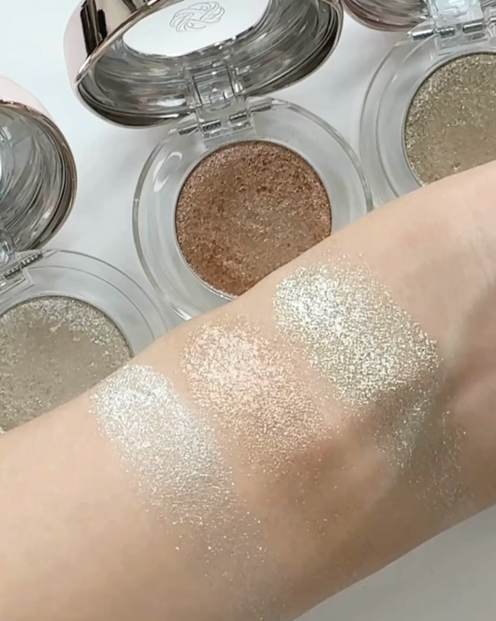 ダズリング ジェム/DECORTÉ/単色アイシャドウを使ったクチコミ（3枚目）