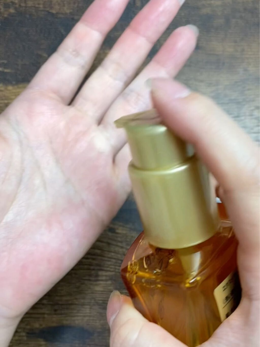 ロレアル パリ エクストラオーディナリー オイル エアリー シルク/ロレアル パリ/ヘアオイルを使ったクチコミ（3枚目）