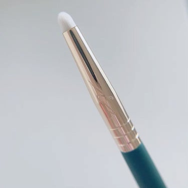 SOOA DOR okhee Under Eye Brush(NUN08)のクチコミ「#SOOADOR #スアドール
#okhee #オッキシリーズ
Under Eye Brush.....」（3枚目）