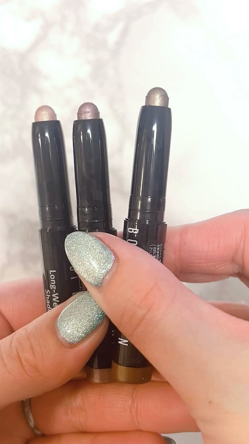 ソーホー グロウ ミニ ロングウェア クリーム シャドウ セット/BOBBI BROWN/スティックアイシャドウの動画クチコミ1つ目