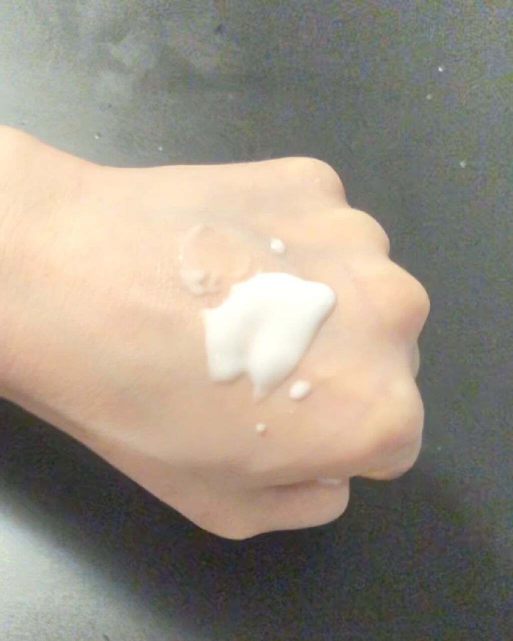 Cサスペンション23+HAスフィア2フェイスクリーム/The Ordinary/美容液を使ったクチコミ（2枚目）