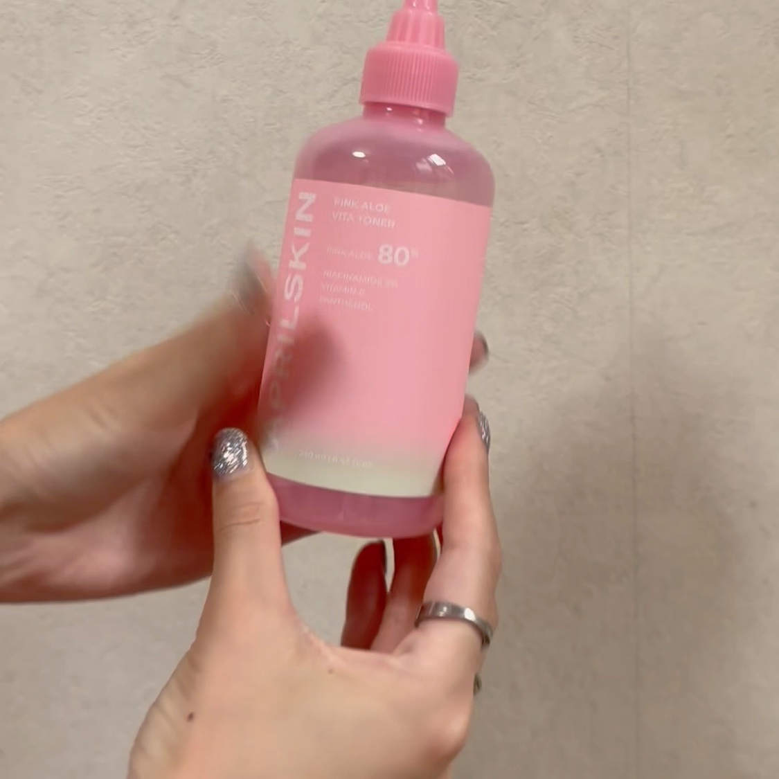 ピンクアロエビタトナー/APRILSKIN/化粧水を使ったクチコミ（3枚目）